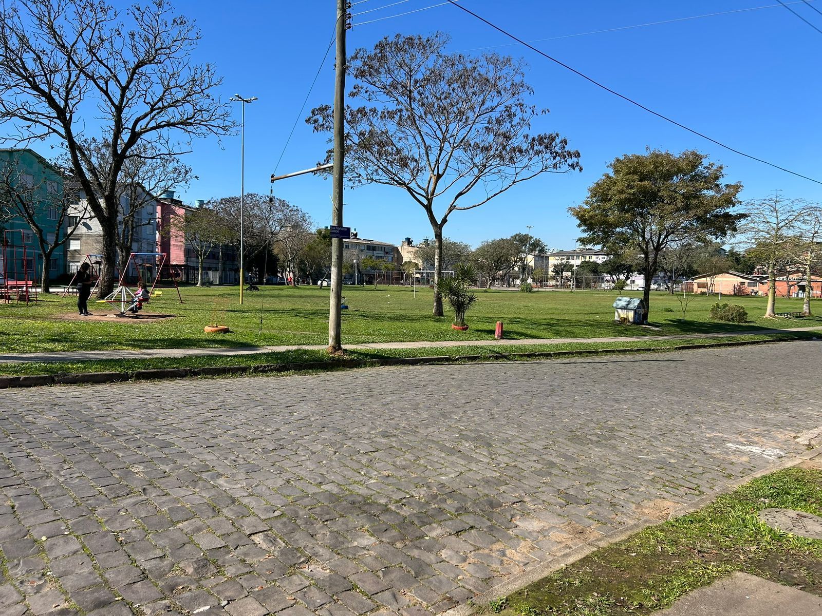 Apartamento térreo com 2 quartos e vaga de garagem no bairro Parque Dos Maias — foto 22