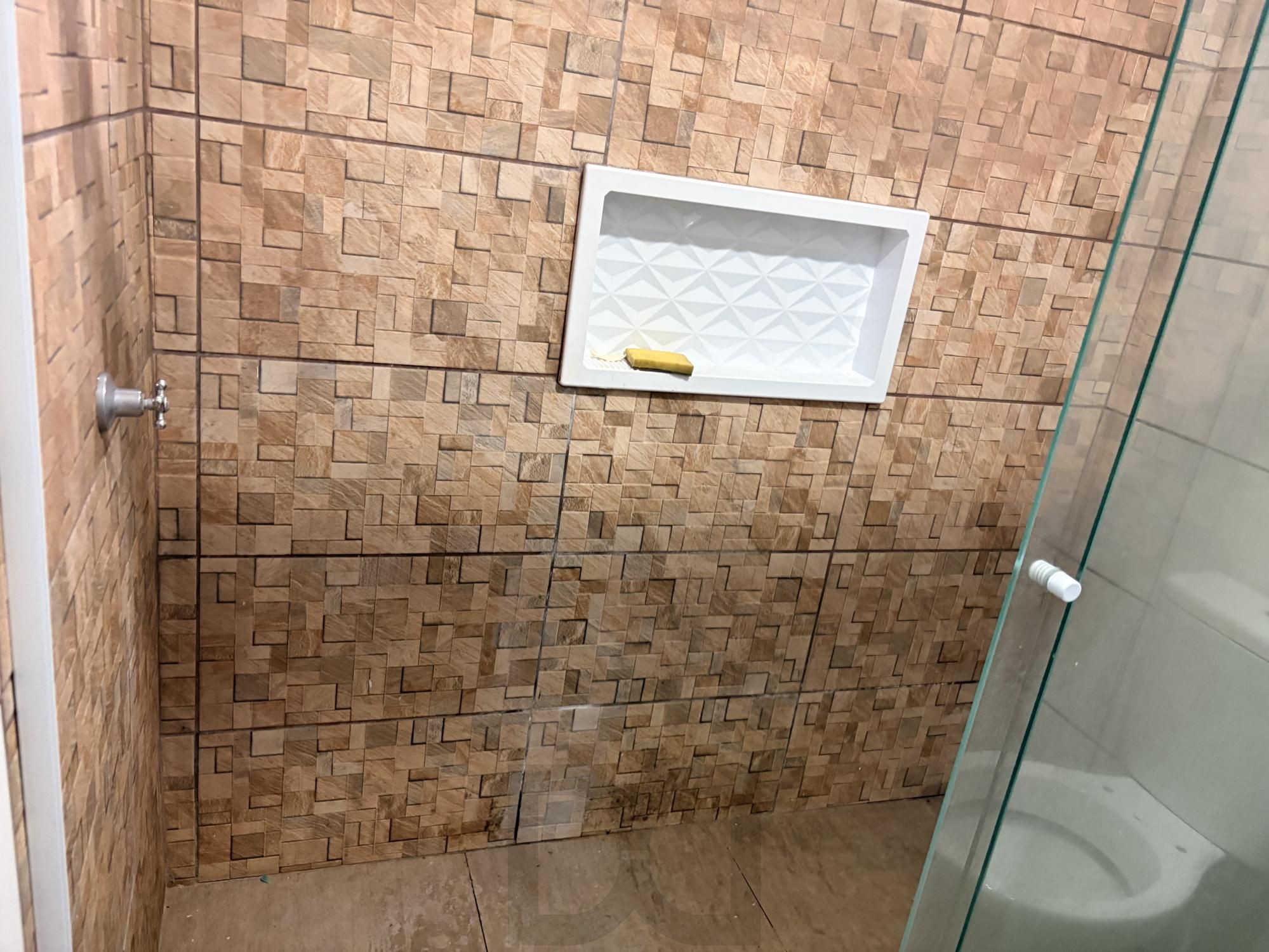 Apartamento térreo de 3 dormitórios com garagem coberta no Sarandi — foto 17