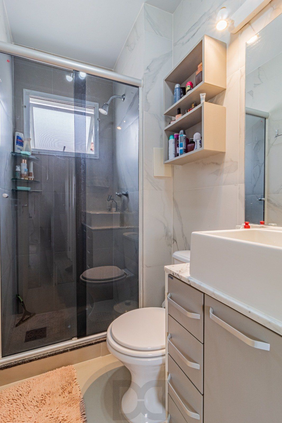 Apartamento com 2 dormitórios e 1 vaga de garagem escriturada no Bairro Humaitá — foto 14
