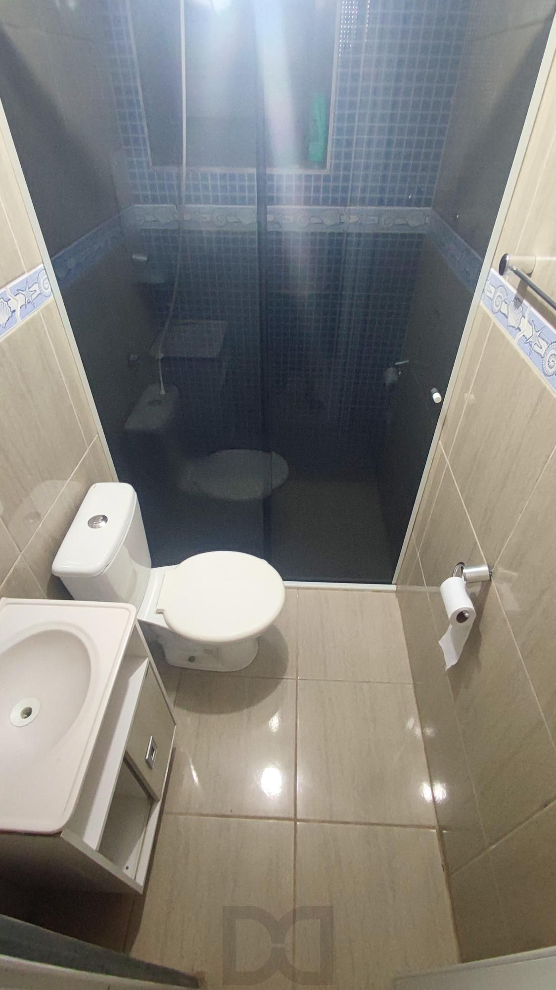 Apartamento Térreo, com 2 quartos, portaria e pátio no bairro Rubem Berta — foto 10