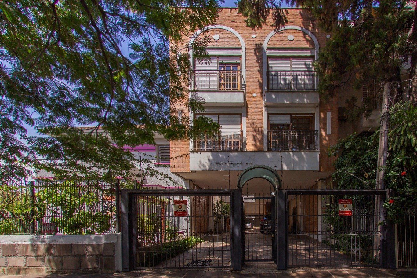 Apartamento mobiliado 2 quartos com suíte e vaga no Rio Branco — foto 3