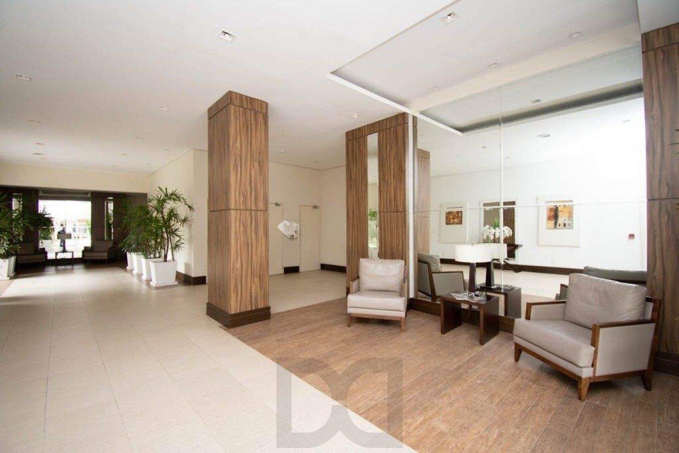 Apartamento de 2 dormitórios, 1 suíte, 2 vagas e 94m² no Jardim Europa. — foto 19