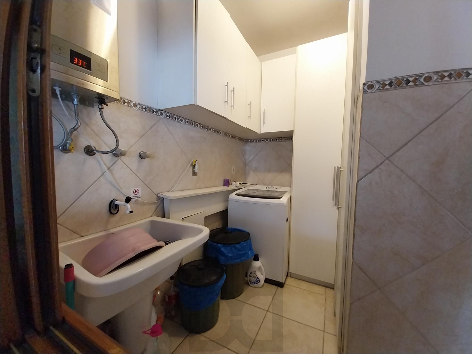 Casa em Condomínio com 4 quartos, 1 suíte e 300m² à venda em Ecoville. — foto 29