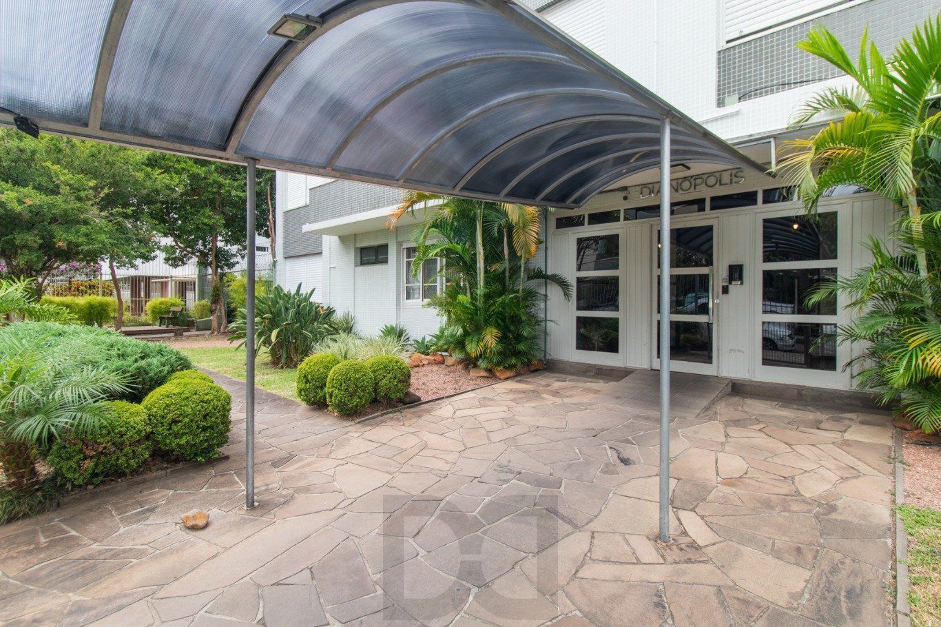 Apartamento 2 Quartos com Suíte e Pátio no Menino Deus — foto 26