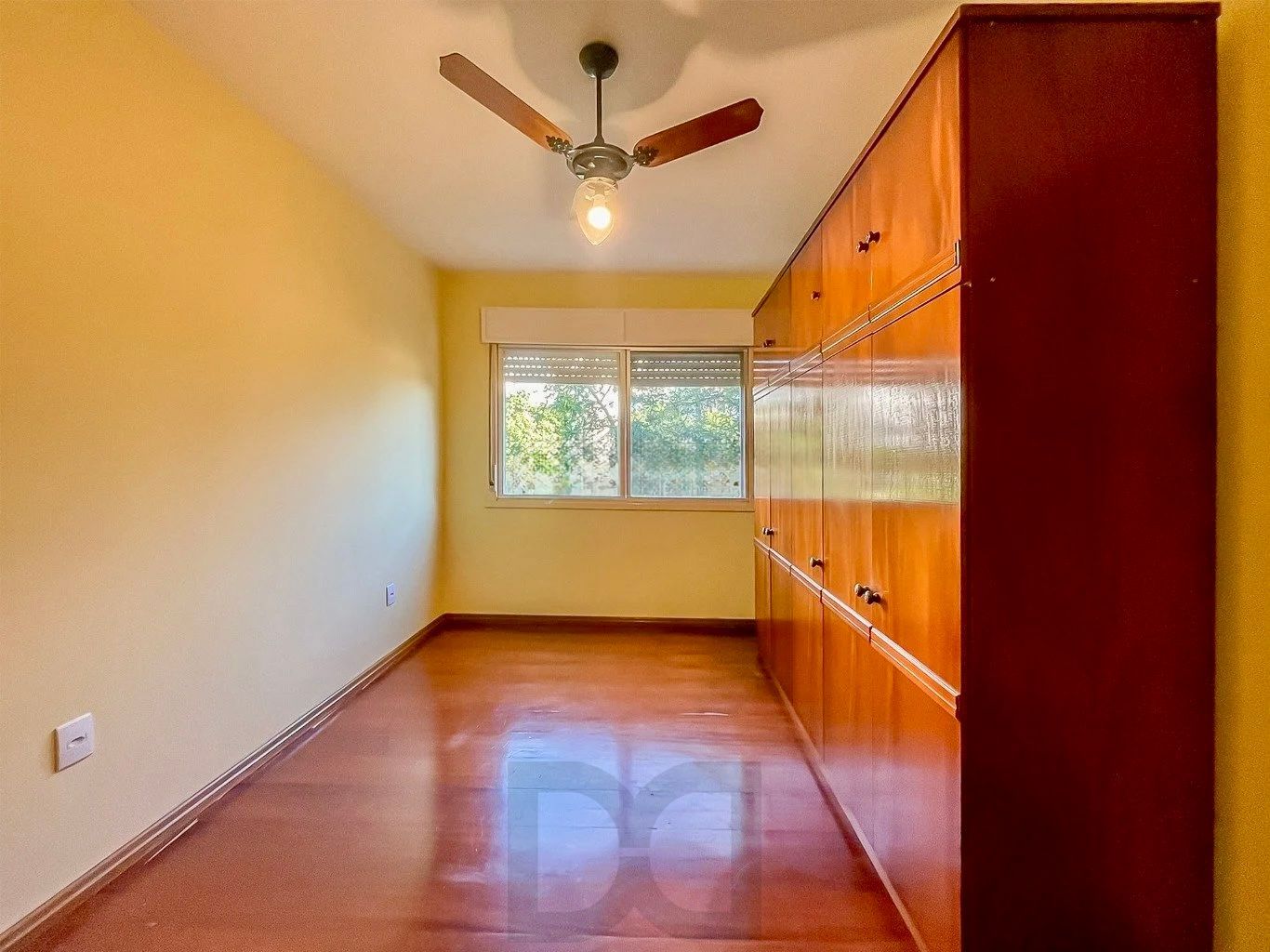 Apartamento no último andar com 1 dormitório 46m2 Bairro Cristal BarraShopping — foto 4