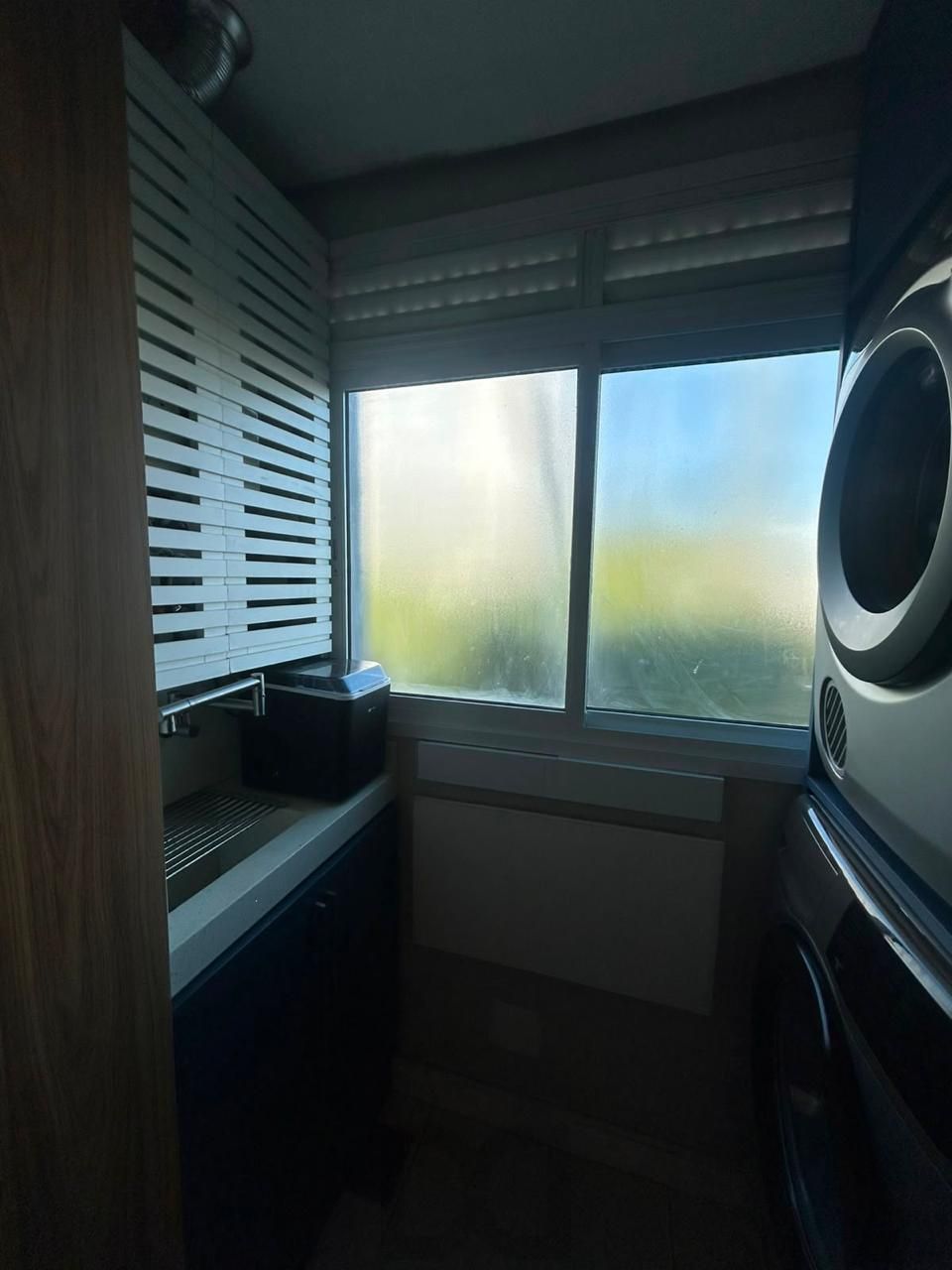 Apartamento com 3 quartos, 1 suíte, 2 vagas e elevador no bairro Petrópolis — foto 12