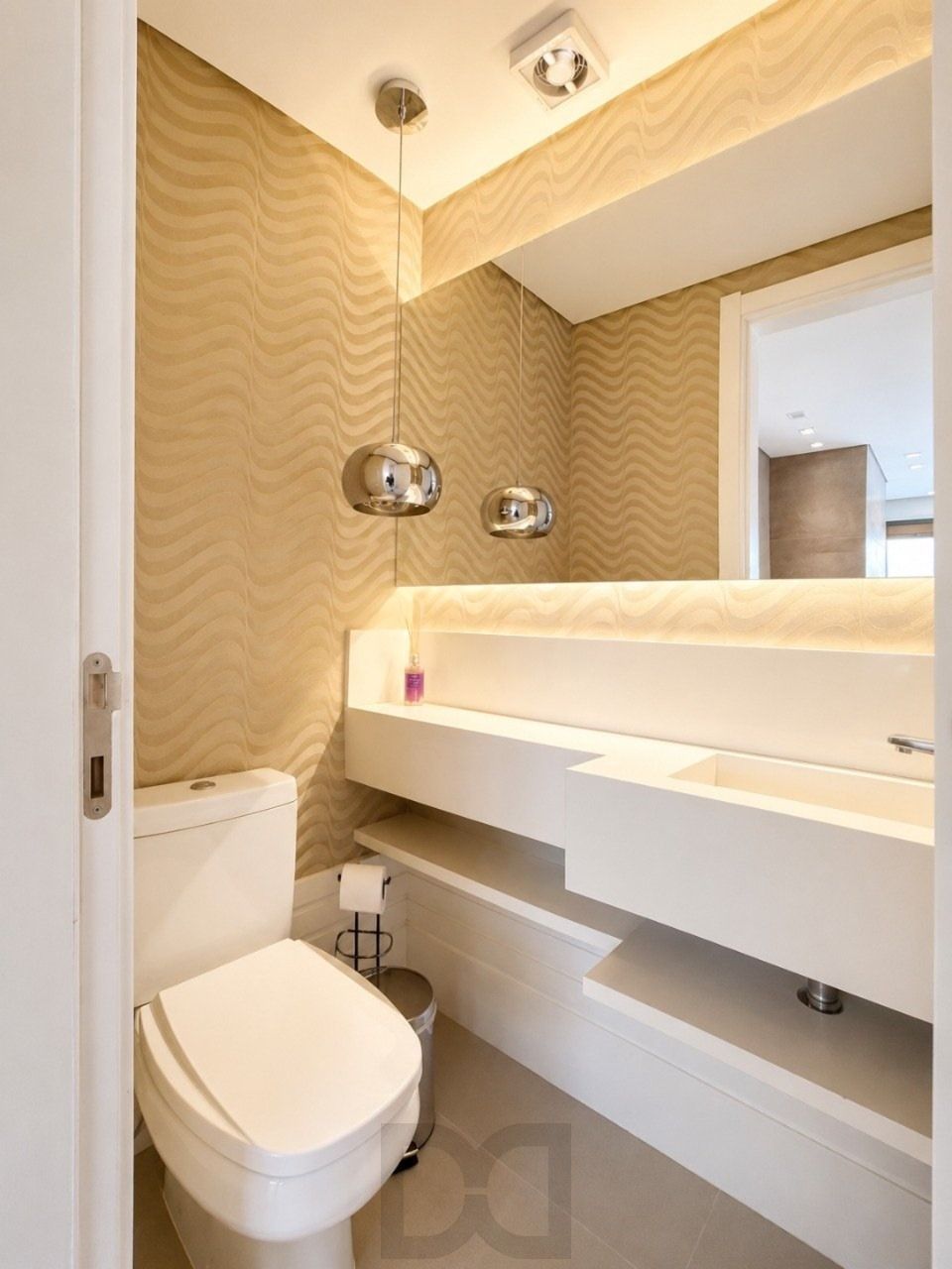 Apartamento com 3 quartos, 3 suítes e 128m² à venda em Menino Deus. — foto 8