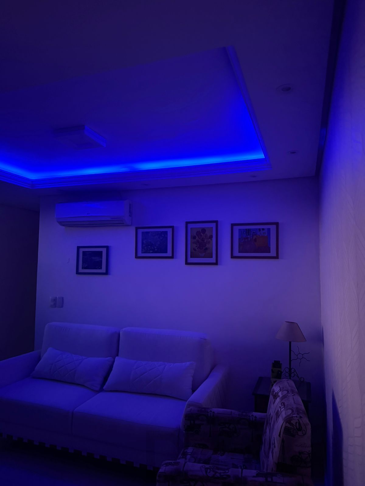 Apartamento 3 dormitórios com Suíte Semi Mobiliado com Vaga de Garagem — foto 18