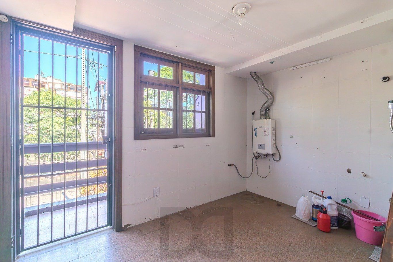 Casa com 3 quartos, vaga, piscina, Juncker e com patio no Jardim Planalto — foto 11