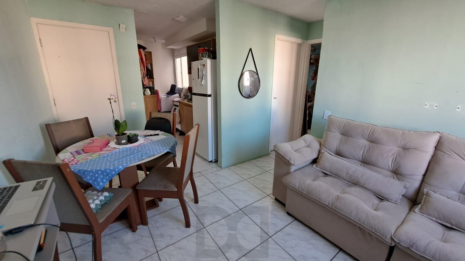 Apartamento 2d com vaga de garagem Zona Sul terceiro andar — foto 1