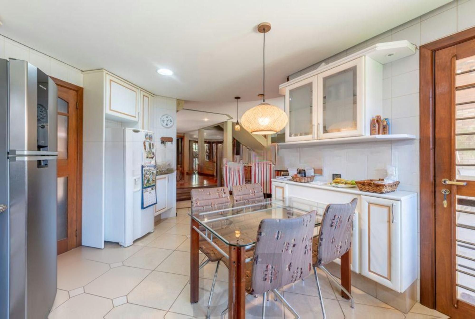Casa com 5 dormitórios, 2 suítes, 2 vagas e 360m² à venda no Jardim Itu Sabará. — foto 15