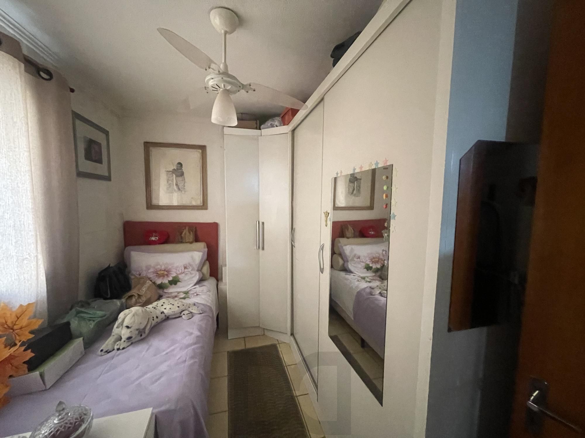 Apartamento térreo 2 dormitórios 1 vaga no Bairro Mário Quintana Porto Alegre — foto 21