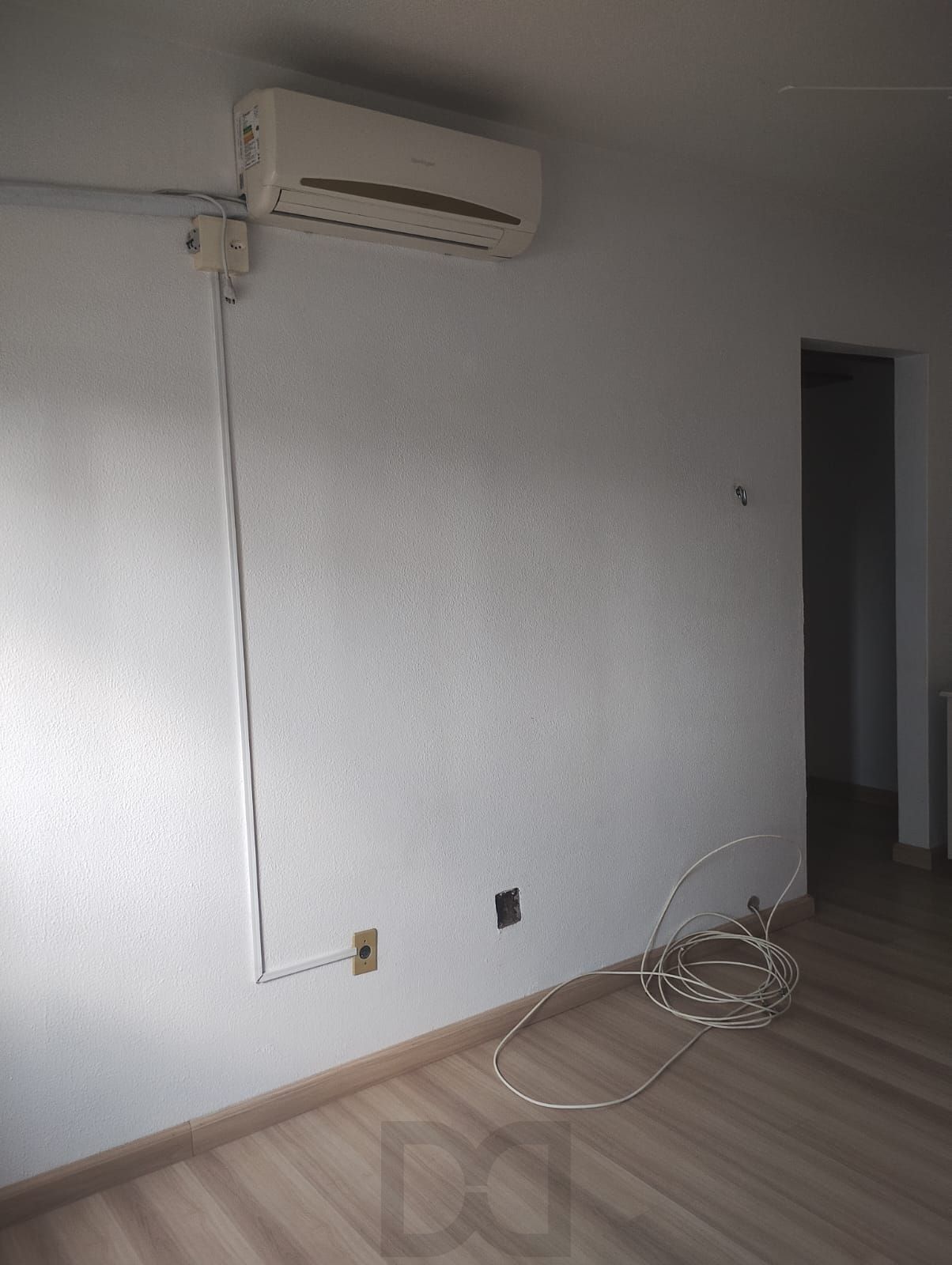 Apartamento de 1 quarto, elevador, 1 vaga coberta no bairro Partenon — foto 4