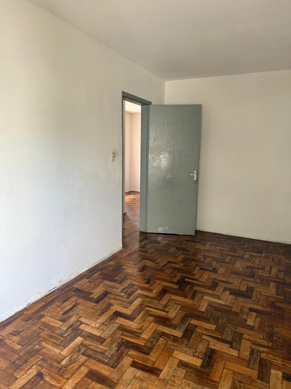 Apartamento 2 Quartos com Vaga no Bairro Medianeira — foto 1