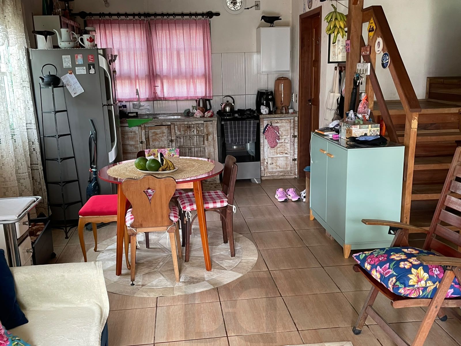 Casa com 3 quartos, suíte e 5 vagas no bairro Santo Antônio. — foto 6