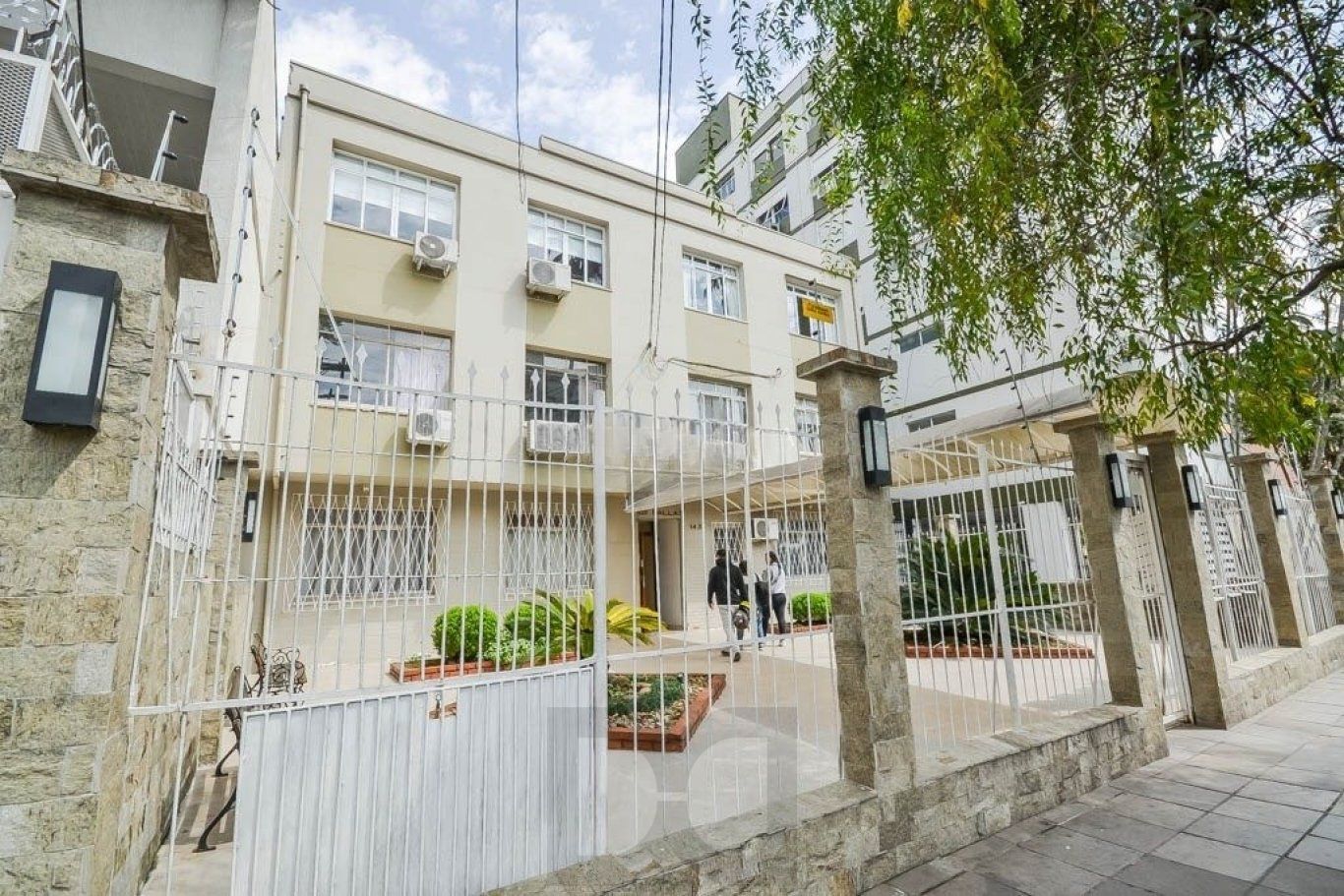 Apartamento à venda com 2 dormitórios 69 m² no Bairro Menino Deus — foto 25