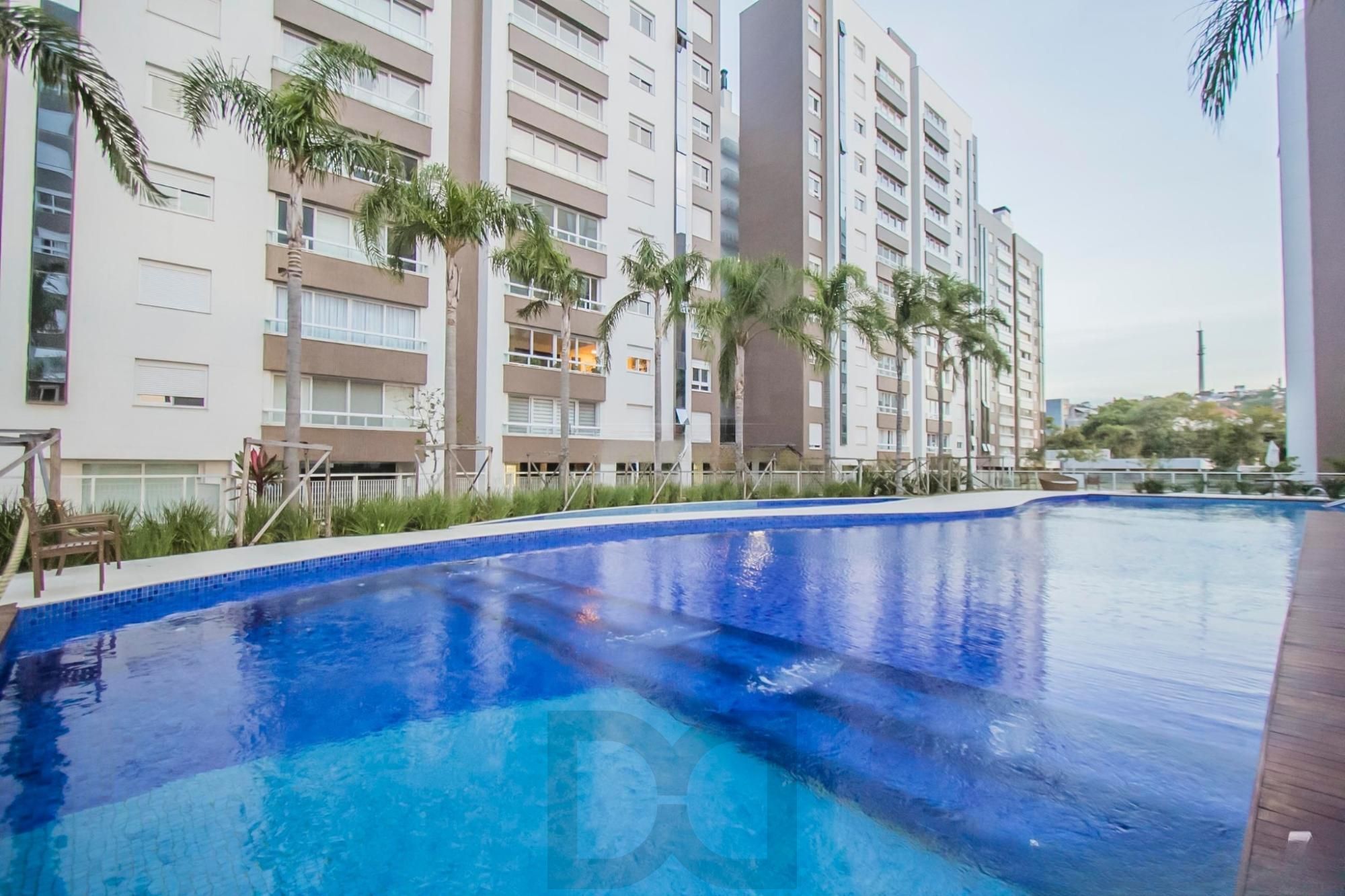 Apartamento com 3 quartos, 3 suítes e 128m² à venda em Menino Deus. — foto 39