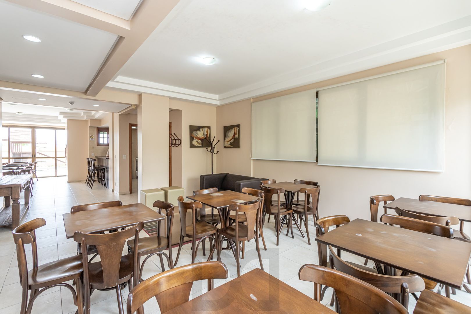 Apartamento de 97m², 2 dormitórios,1suíte, 3 vagas de garagem no Jardim Botânico — foto 68