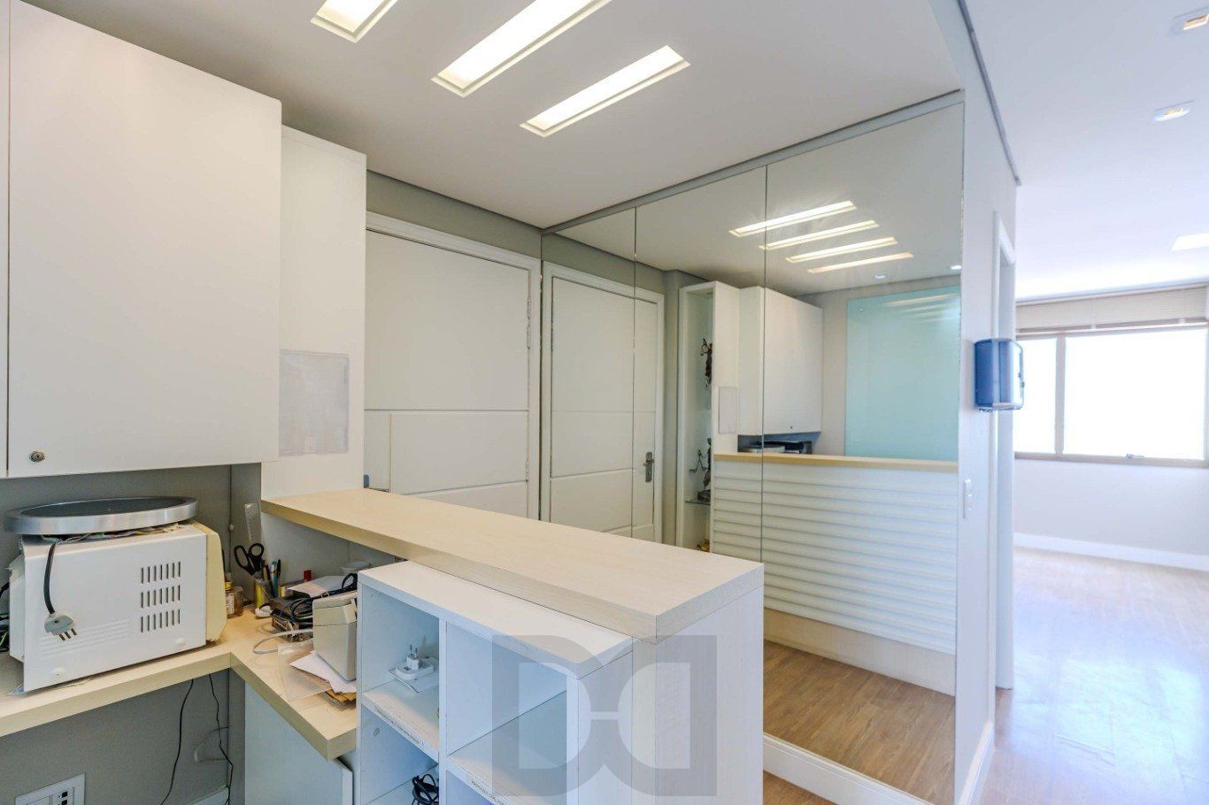 Sala comercial, 2 vagas, elevador e restaurante no bairro Praia de Belas — foto 23