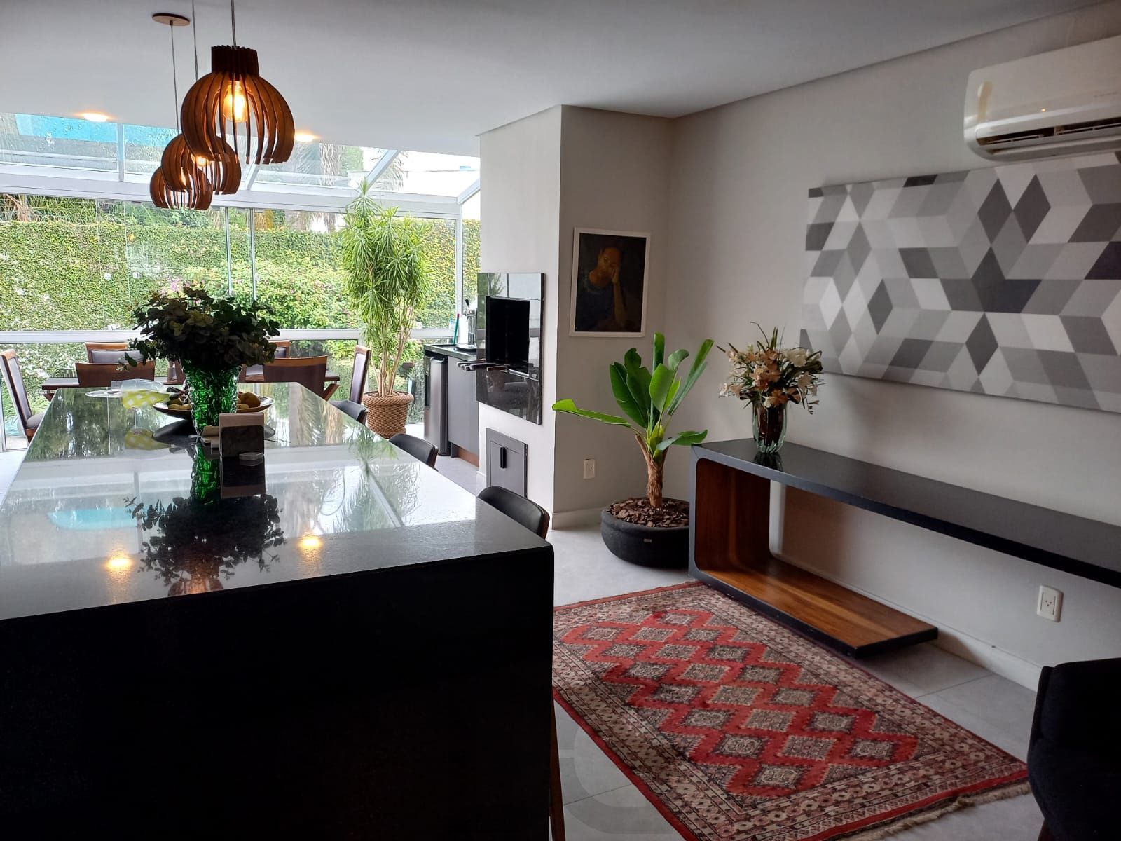 Casa com 4 dormitórios no Bairro Chácara das Pedras — foto 17