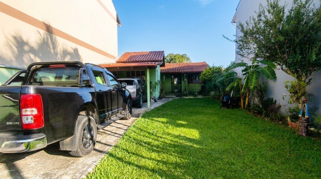 Casa de 2 quartos, churrasqueira, 3 vagas no bairro Aberta dos Morros- Hípica — foto 16