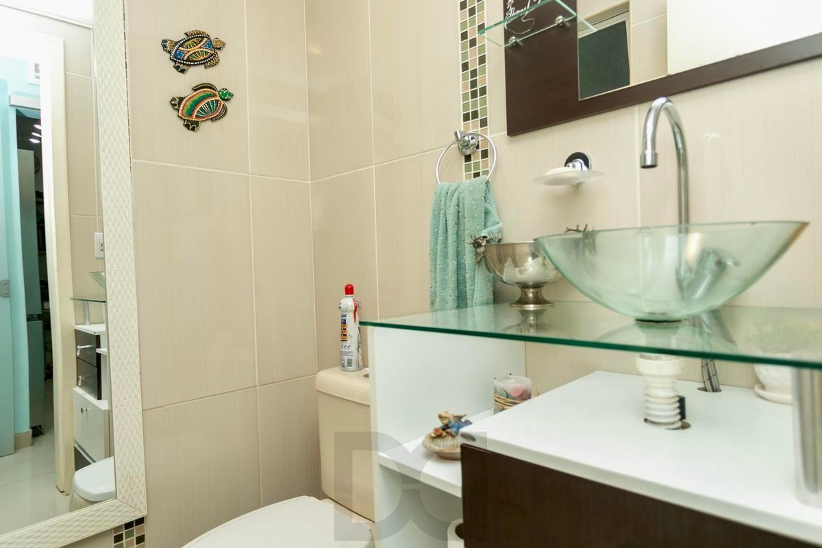 Casa de 2 quartos com 2 vagas cobertas em condomínio fechado em Porto Alegre — foto 16