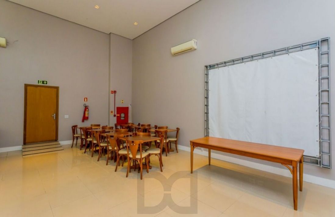 Apartamento de 2 dormitórios, suíte, 1 vaga e elevador, no bairro Boa Vista. — foto 24