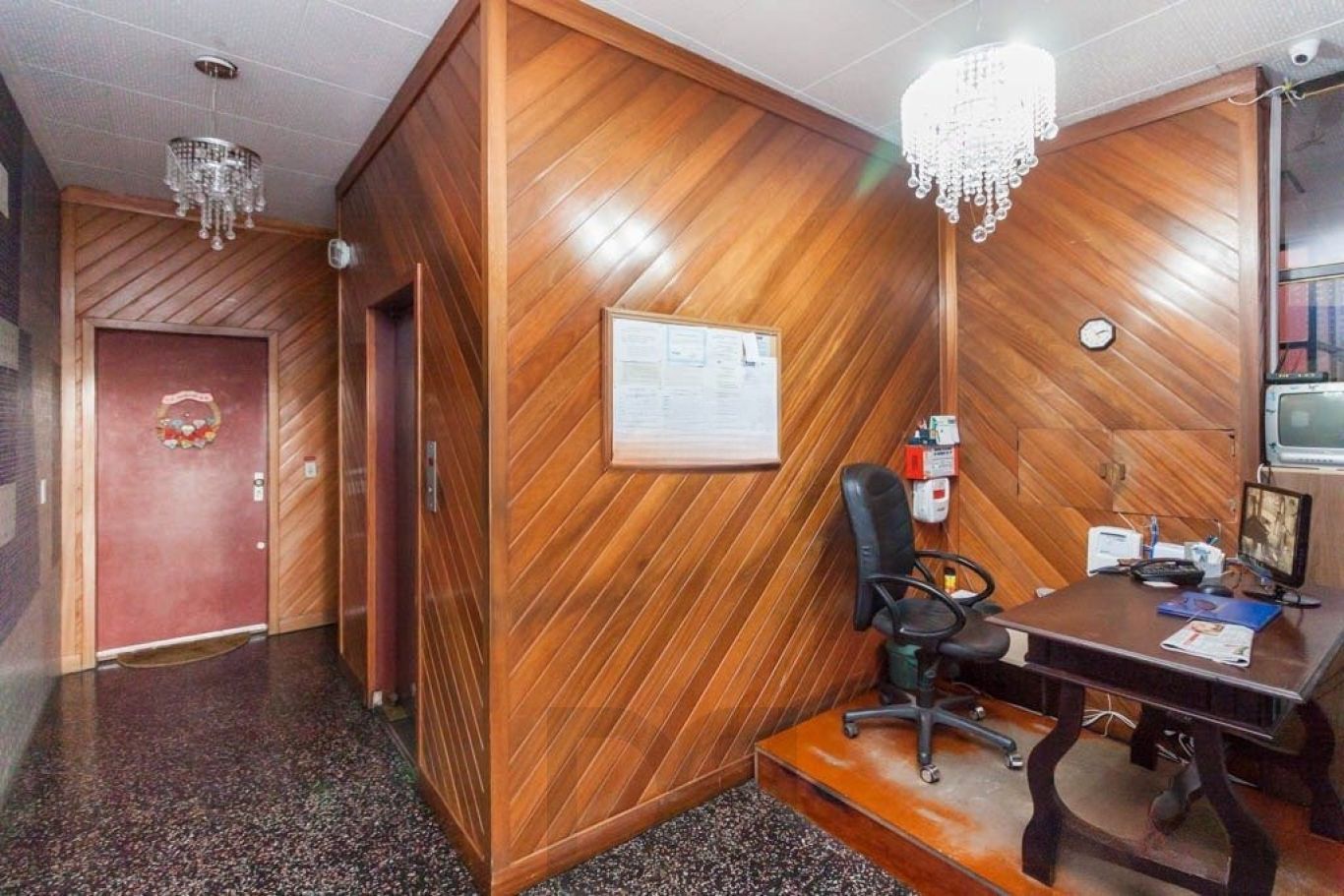 Apartamento de 3 dormitórios no centro Histórico de Porto Alegre. — foto 35