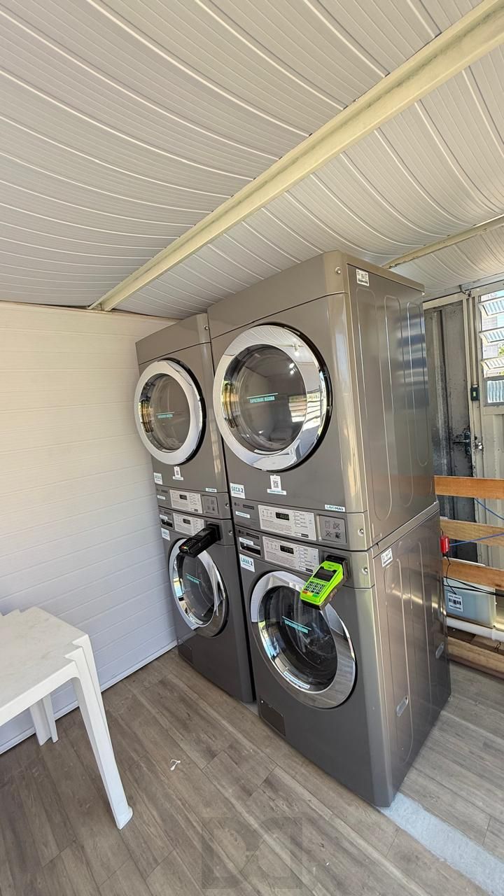 Apartamento semi mobiliado de 2 quartos e 1 vaga no bairro Rubem Berta — foto 11