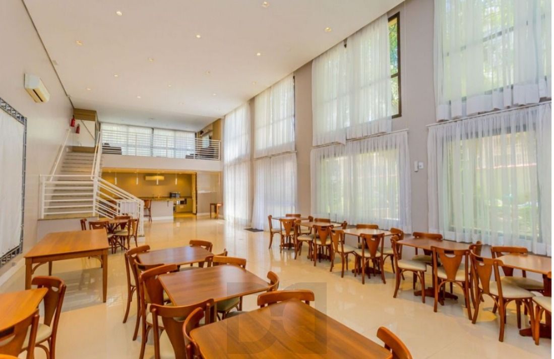 Apartamento de 2 dormitórios, suíte, 1 vaga e elevador, no bairro Boa Vista. — foto 26