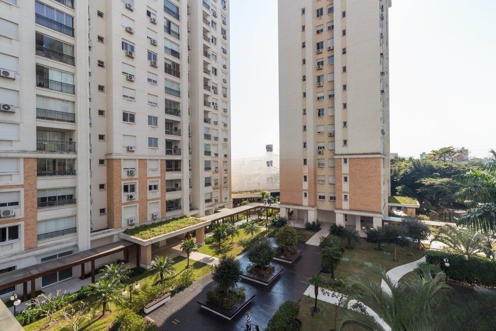 Apartamento com 3 dormitórios, 1 suíte, 1 vaga e elevador no Passo da Areia — foto 20