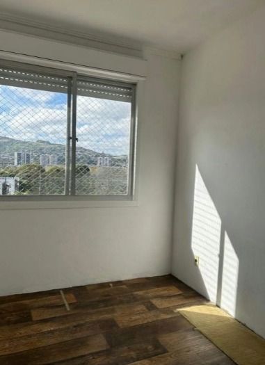 Apartamento de 2 quartos, elevador no bairro Partenon. — foto 2