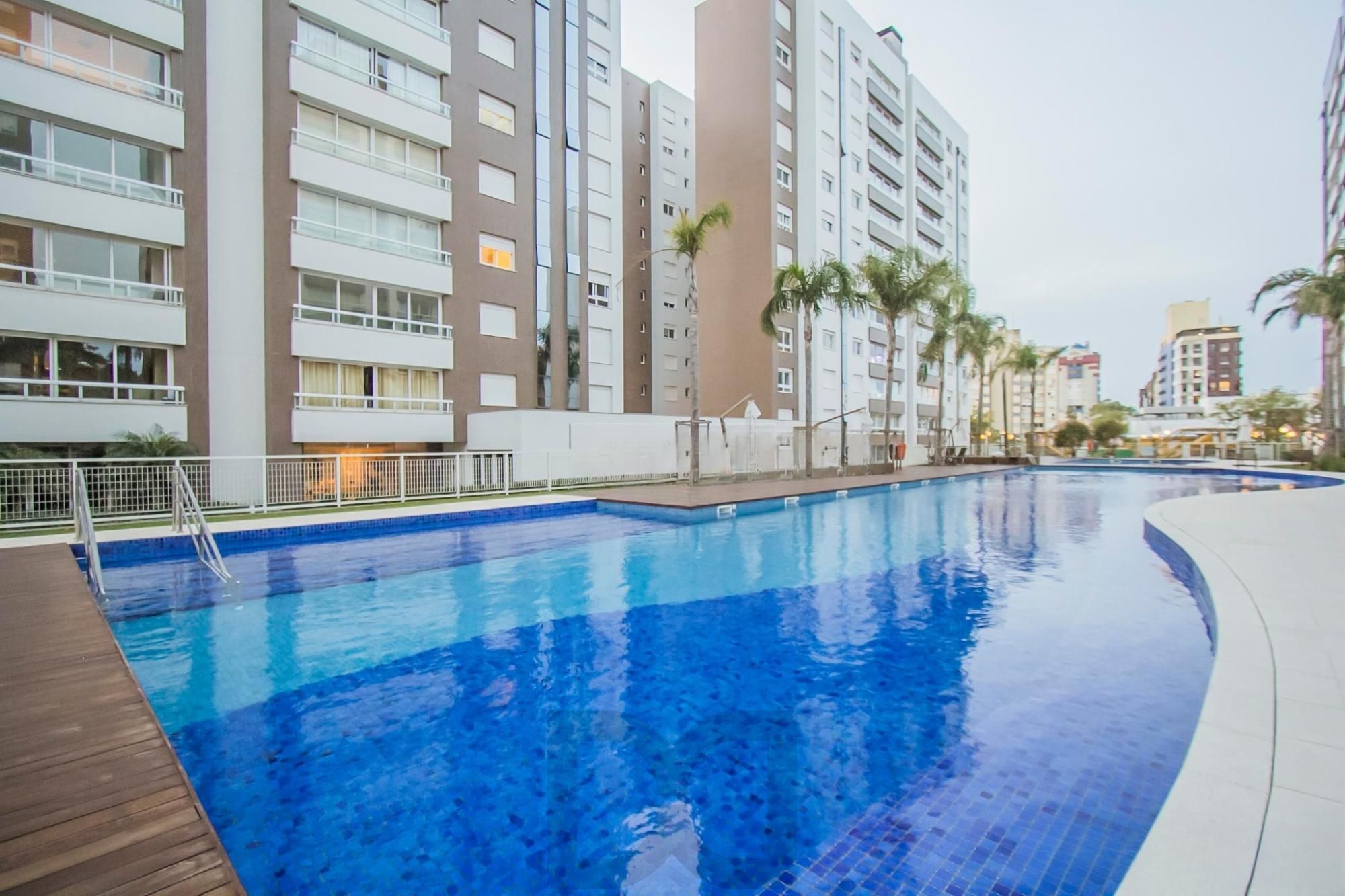 Apartamento com 3 quartos, 3 suítes e 128m² à venda em Menino Deus. — foto 36