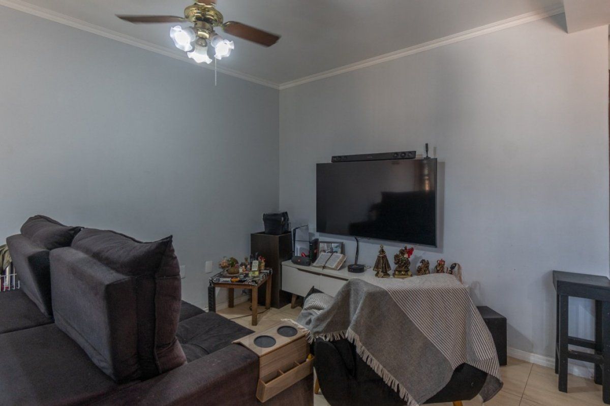 Casa com 2 quartos, 2 vaga, sacada e churrasqueira no bairro Costa e Silva — foto 7
