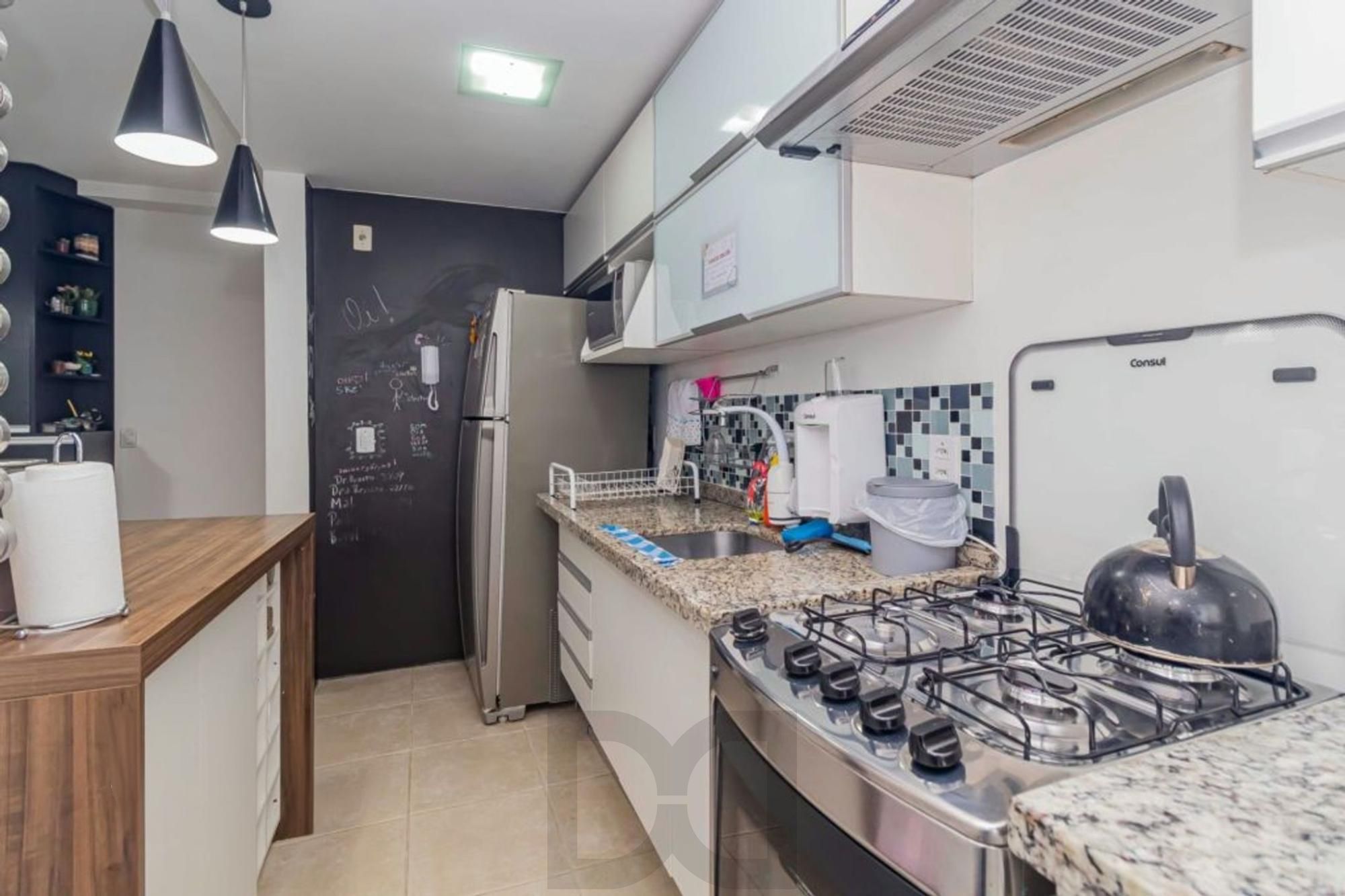 Apartamento 3 Dormitórios com Sacada e Vaga no Jardim Carvalho — foto 5