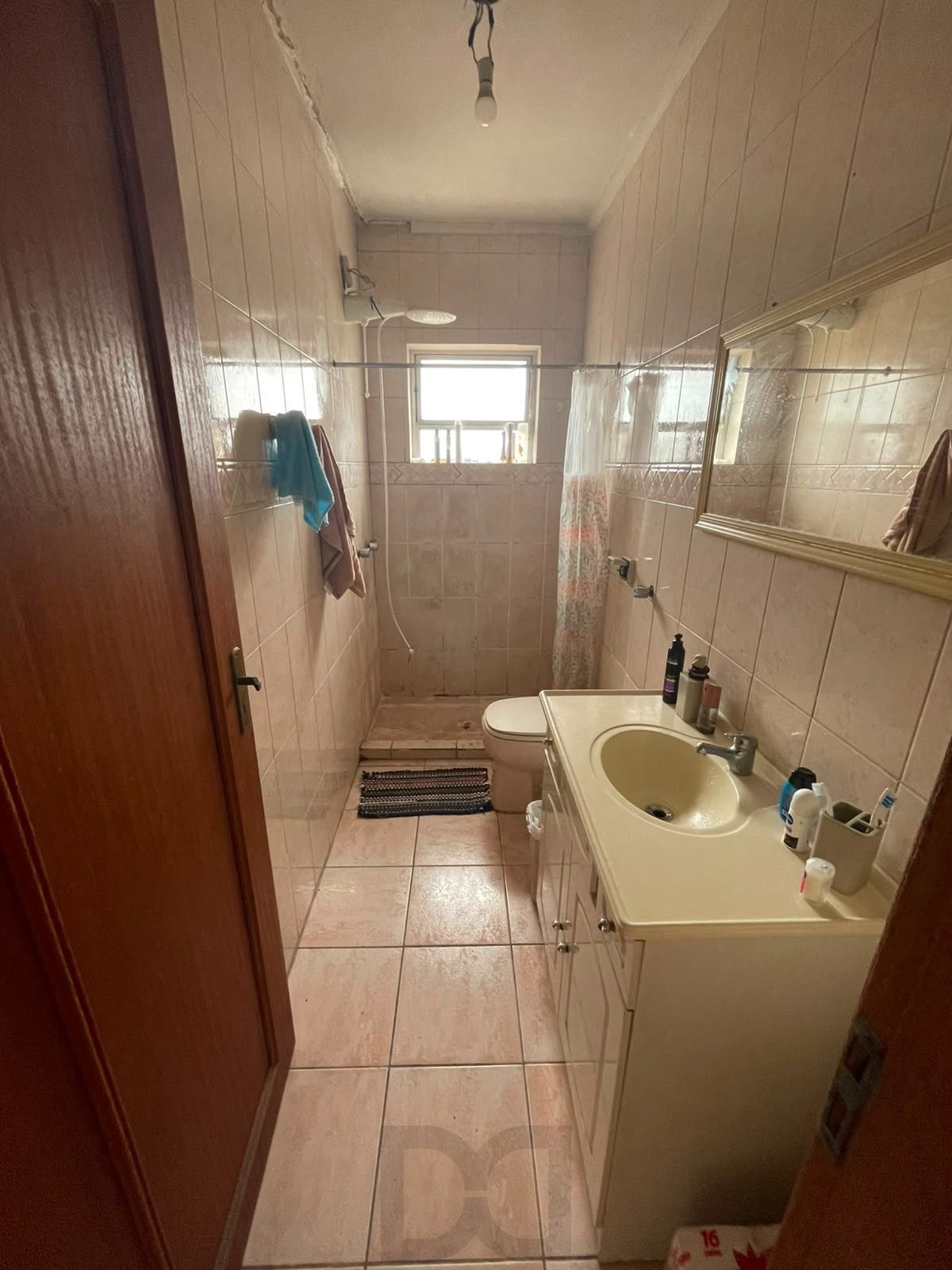 Apartamento com 2 quartos, 1dep. Empregada e sol da manha no bairro Partenon — foto 23