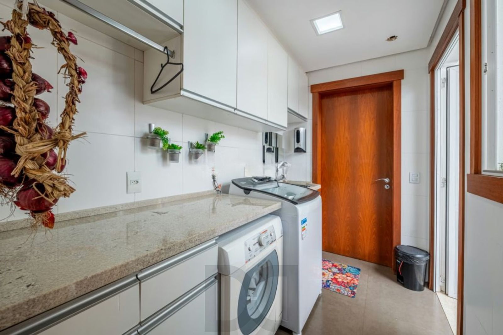 Casa em condomínio de 3 dormitórios no bairro Ipanema Porto Alegre. — foto 35