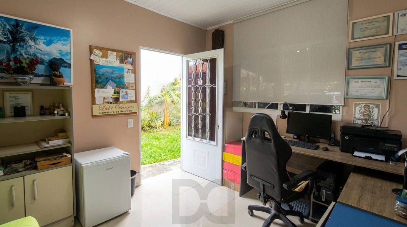 Casa de 2 quartos, churrasqueira, 3 vagas no bairro Aberta dos Morros- Hípica — foto 14