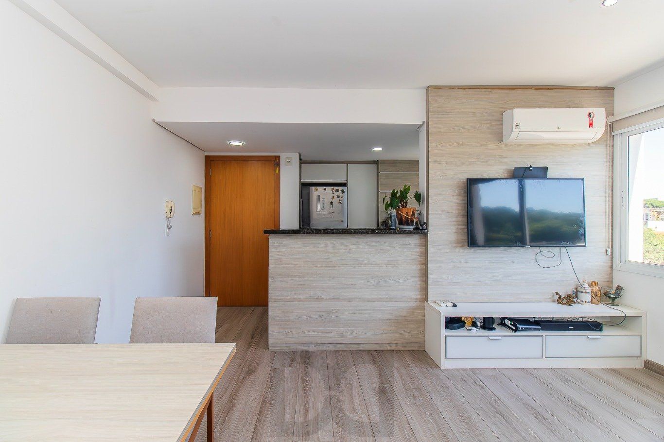 Apartamento 2 Dormitórios com Terraço e 2 Vagas – Higienópolis, Porto Alegre — foto 8