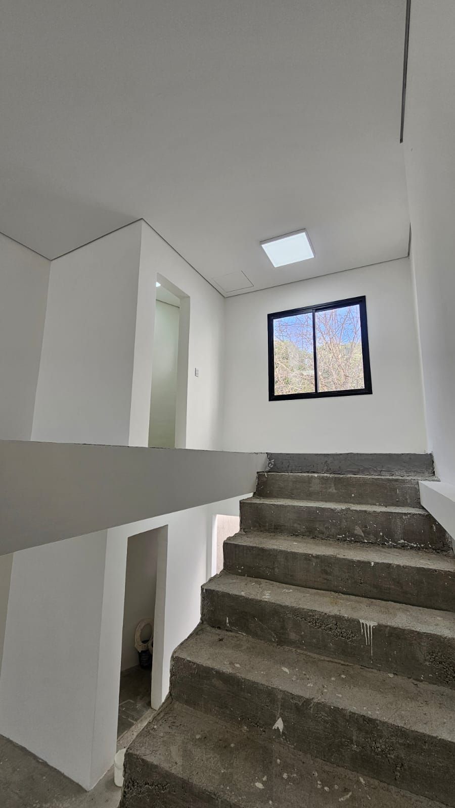 Loja Nova com 194m² na Av. Cristóvão Colombo Moinhos de Vento — foto 2