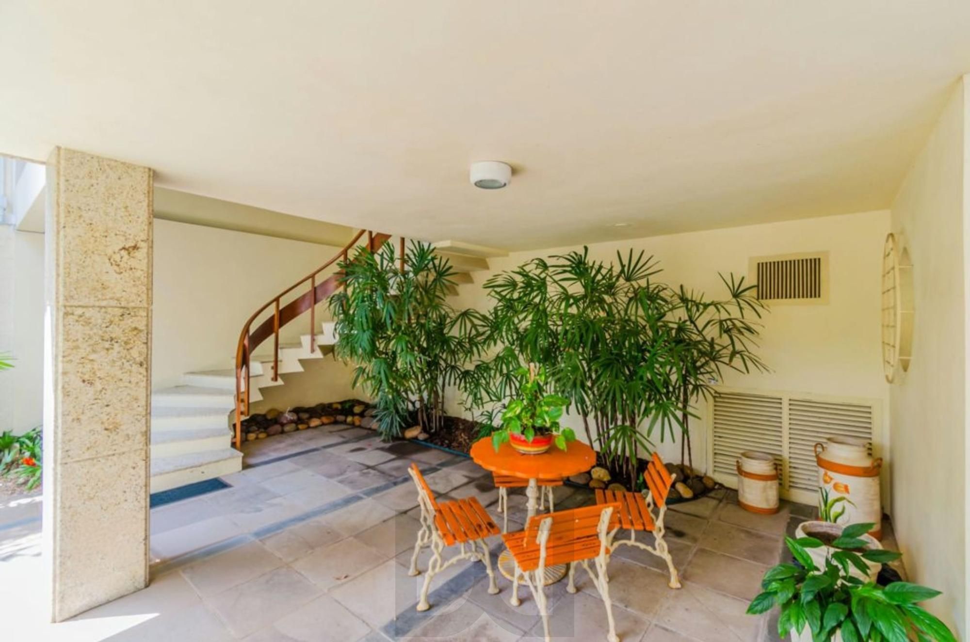 Casa à venda no Jardim Lindóia com piscina e 6 vagas — foto 40
