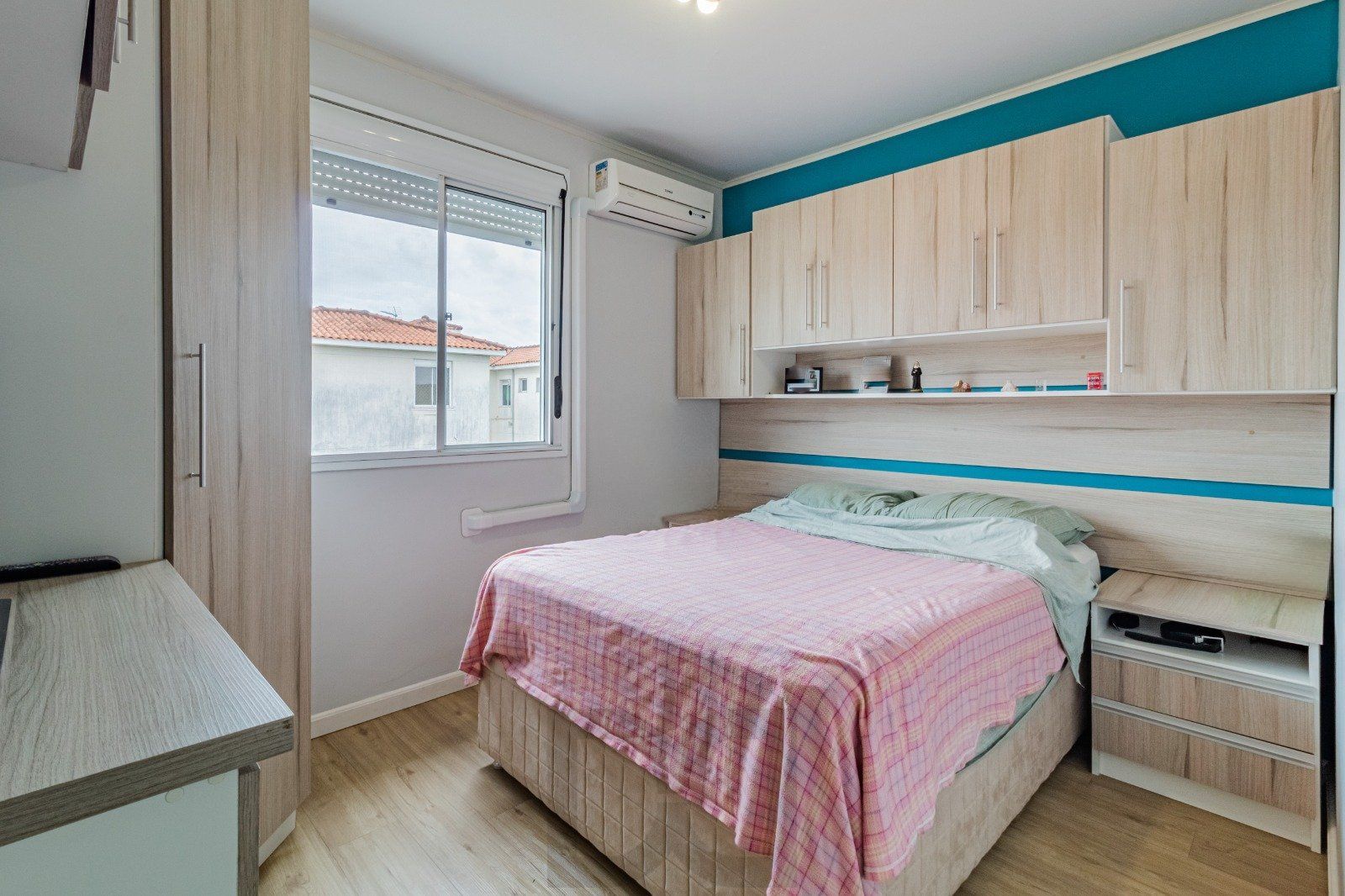 Apartamento com 2 dormitórios e 1 vaga de garagem escriturada no Bairro Humaitá — foto 12