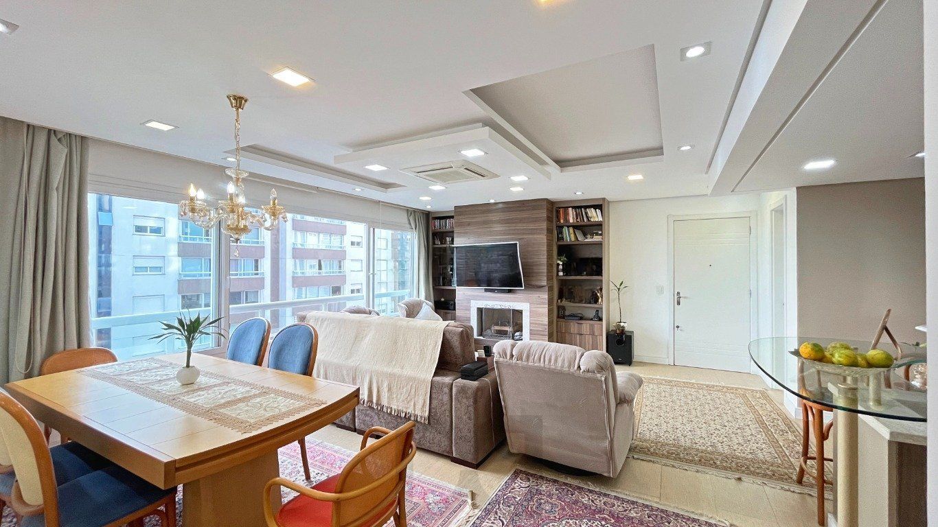Apartamento com 3 quartos, 3 suítes e 128m² à venda em Menino Deus. — foto 5
