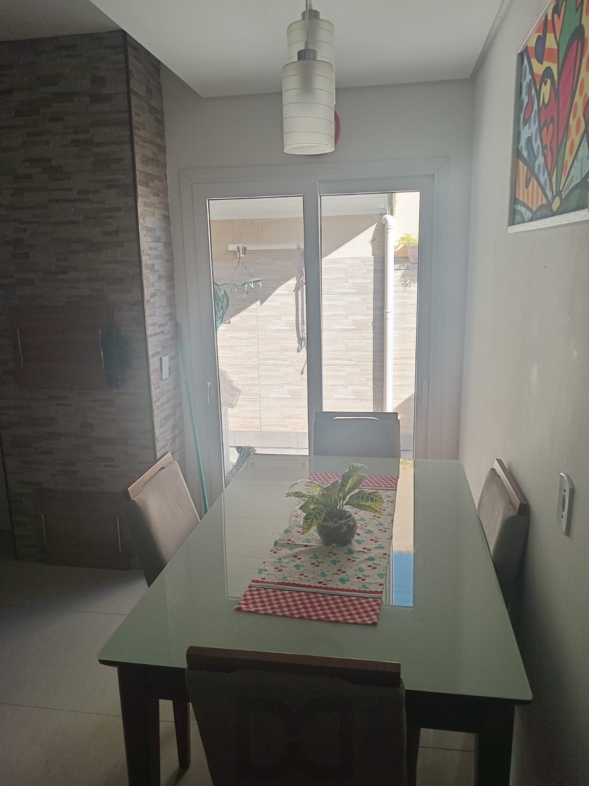 Casa em Condomínio com 2 Suítes e Sótão no Bairro Vila Nova — foto 4