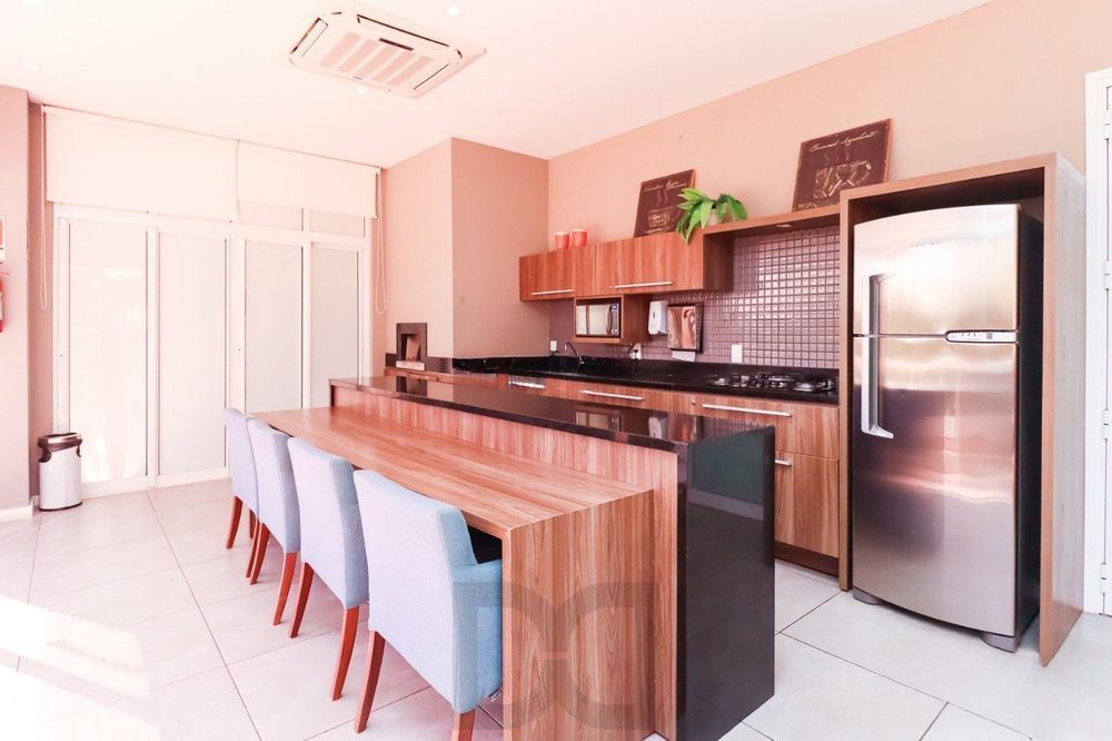 Apartamento de 3 quartos, suíte, elevador e 1 vaga no bairro Azenha — foto 25
