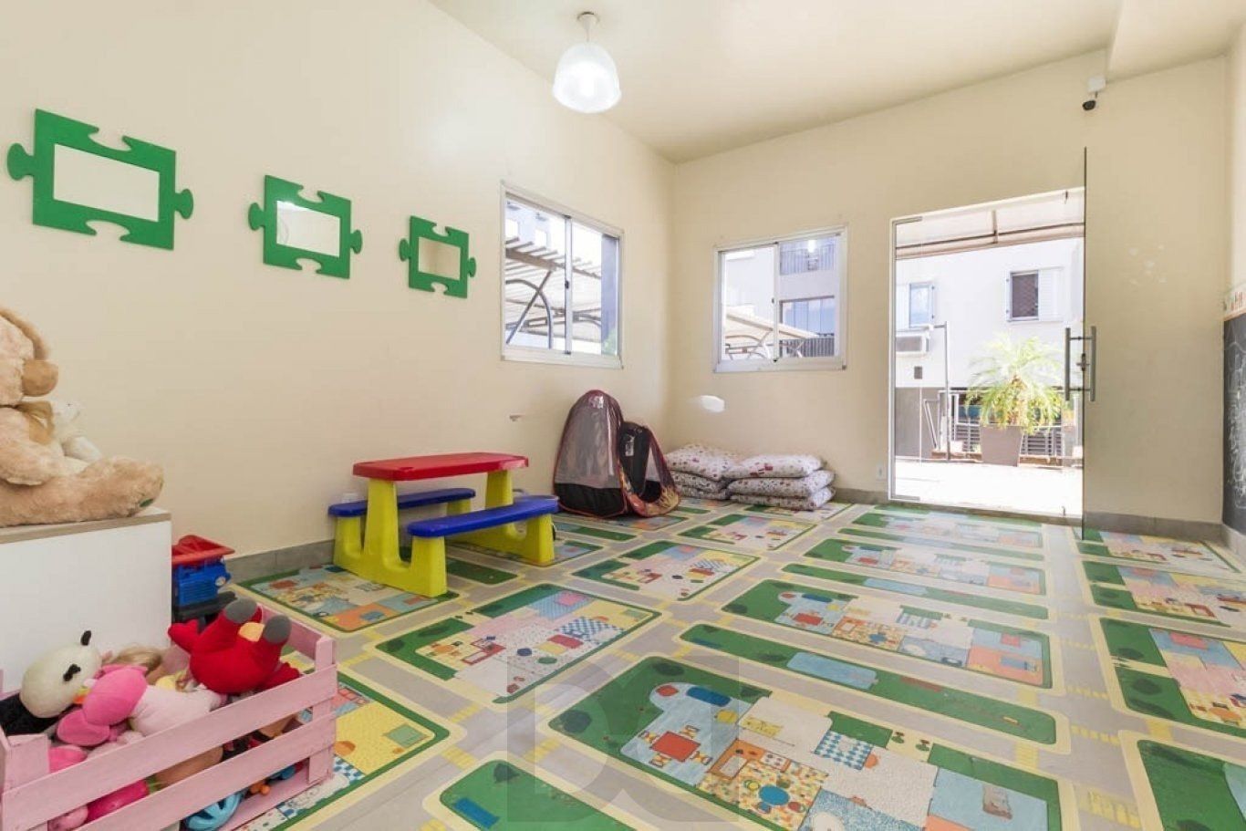 Apartamento de 2 dormitórios, elevador,1vaga de garagem, no Bairro Sarandi POA. — foto 41