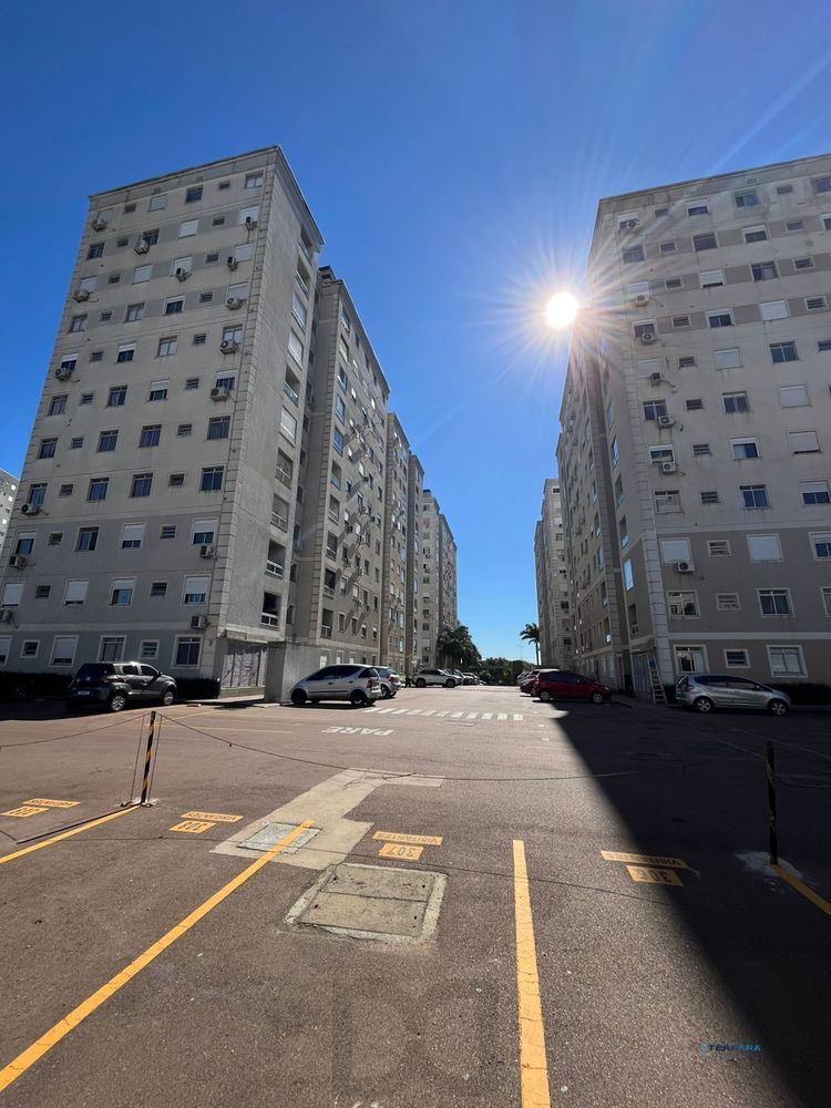 Apartamento semi mobiliado 2 quartos,elevador 1 vaga no bairro Morro Santana. — foto 31