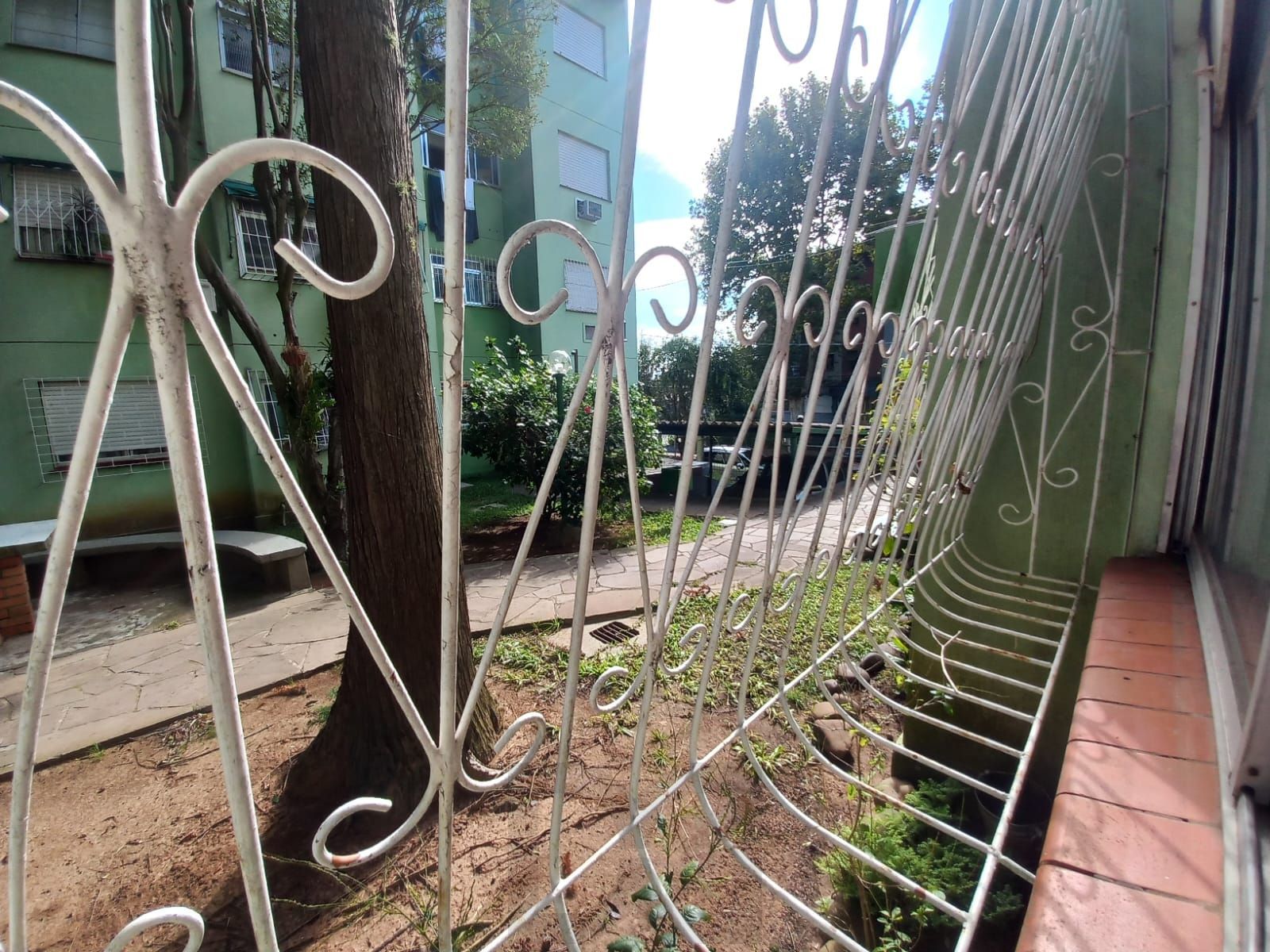 Apartamento com 2 dormitórios no bairro Jardim Itu. — foto 4