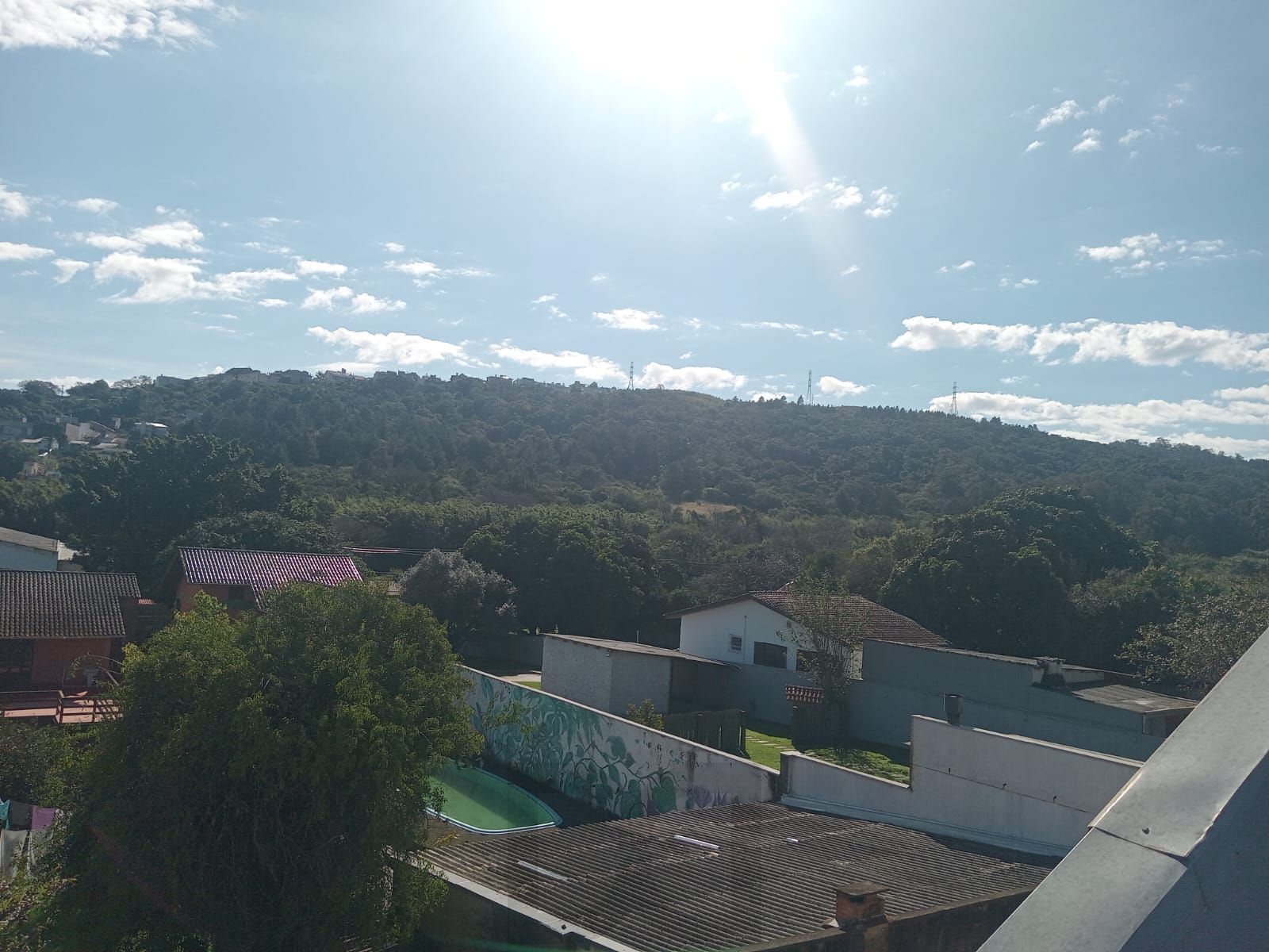 Casa em Condomínio com 2 Suítes e Sótão no Bairro Vila Nova — foto 9