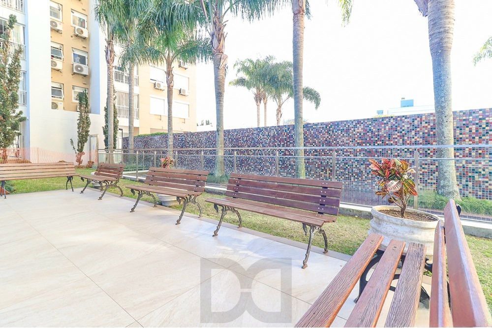 Apartamento de 3 quartos, suíte, elevador e 2 vagas no bairro Vila Ipiranga — foto 38